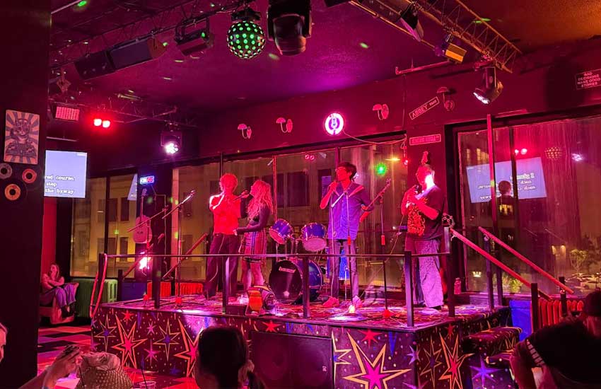 Cats Meow karaoke bar at the Gay 90s, photo 5